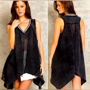 🔥SALE🔥POL♠️ (Was $49) 🆕 Cotton Black Tunic Top w/ Uneven Hem
